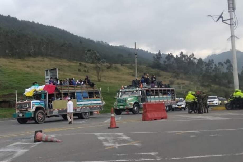 En la mañana del jueves 12 de abril, llegó la minga indígena, procedente del Cauca y el Valle del Cauca, a Bogotá.