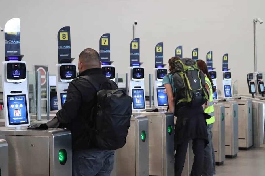 • Entre 2023 y 2026, Colombia ha registrado un crecimiento de más del 31% en los flujos migratorios durante la temporada de Semana Santa, según Migración Colombia.