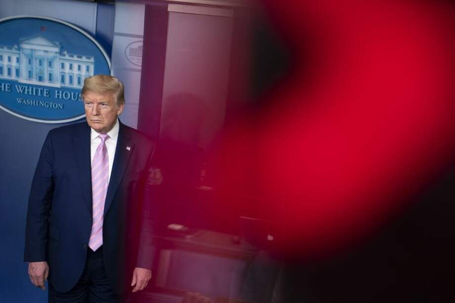 El presidente de Estados Unidos, Donald Trump, anunció el viernes que el gobierno recomienda a sus ciudadanos a protegerse el rostro. / AFP