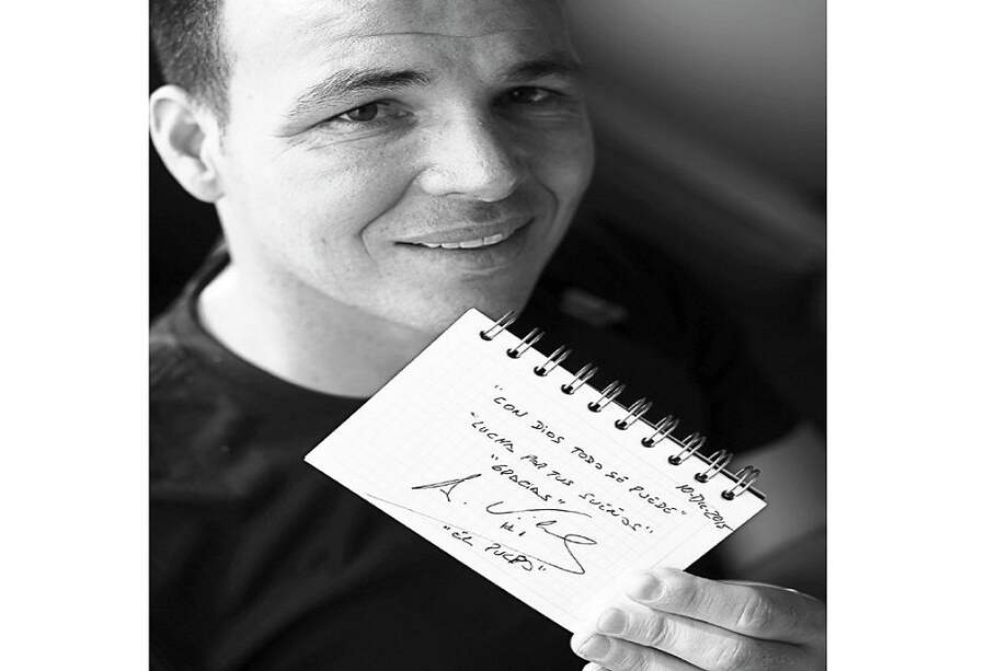 Viera dice que ha recuperado bastante su pierna derecha. Con la izquierda, admite, va más lento.