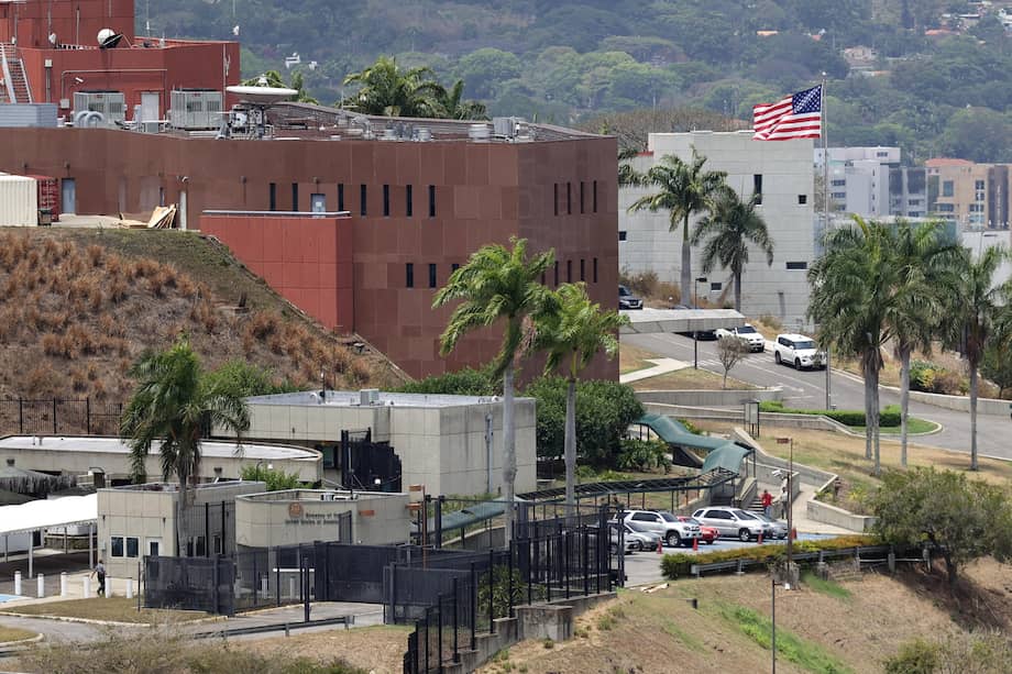 Fotografía que muestra la sede de la Embajada de Estados Unidos en Caracas (Venezuela).