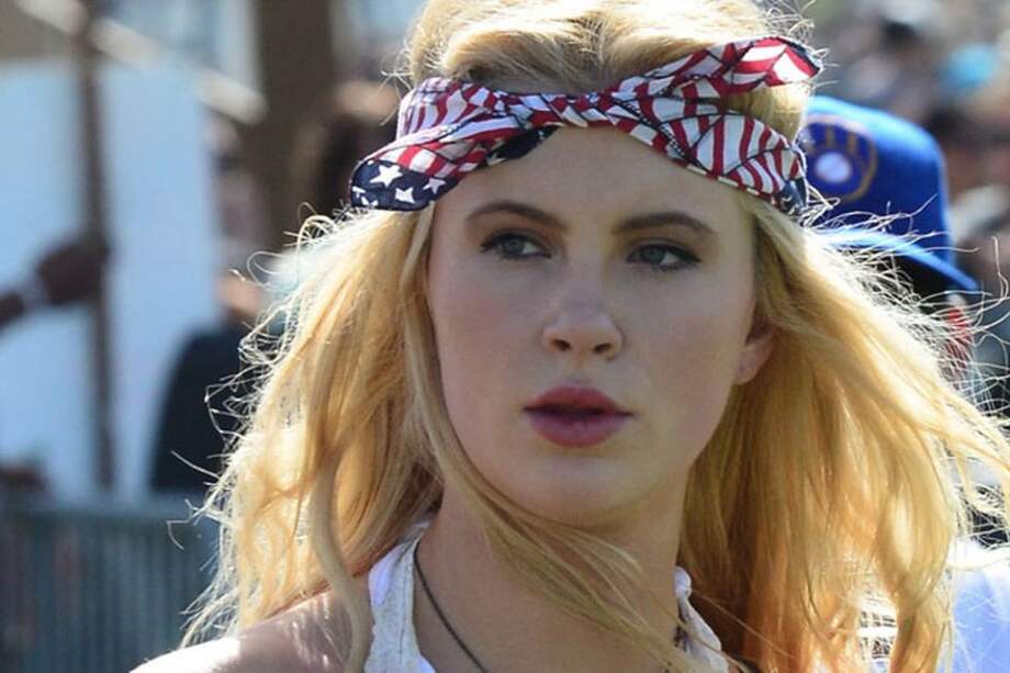 Ireland Baldwin, la hija de 17 años de Alec Baldwin y Kim Basinger. / Bang Showbiz