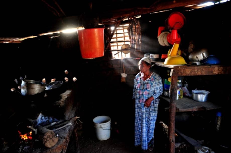 Las medidas cautelares se han emitido para proteger tanto a niños como a adultos mayores wayuus. Pero los indígenas reclaman que poco o nada han servido. / Nelson Sierra G.