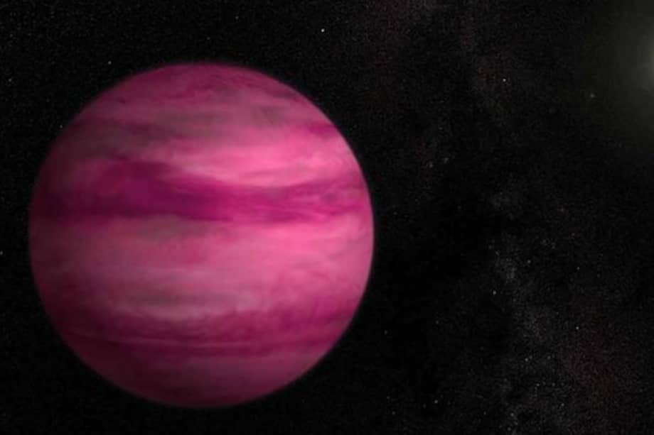 Esta ilustración artística muestra el Planeta Rosa, o GJ504b, orbitando su estrella anfitriona. Los astrónomos creen que el objeto es rosa porque es increíblemente antiguo (entre 2.500 y 4.000 millones de años) y frío./Centro de Vuelos Espaciales Goddard de la NASA