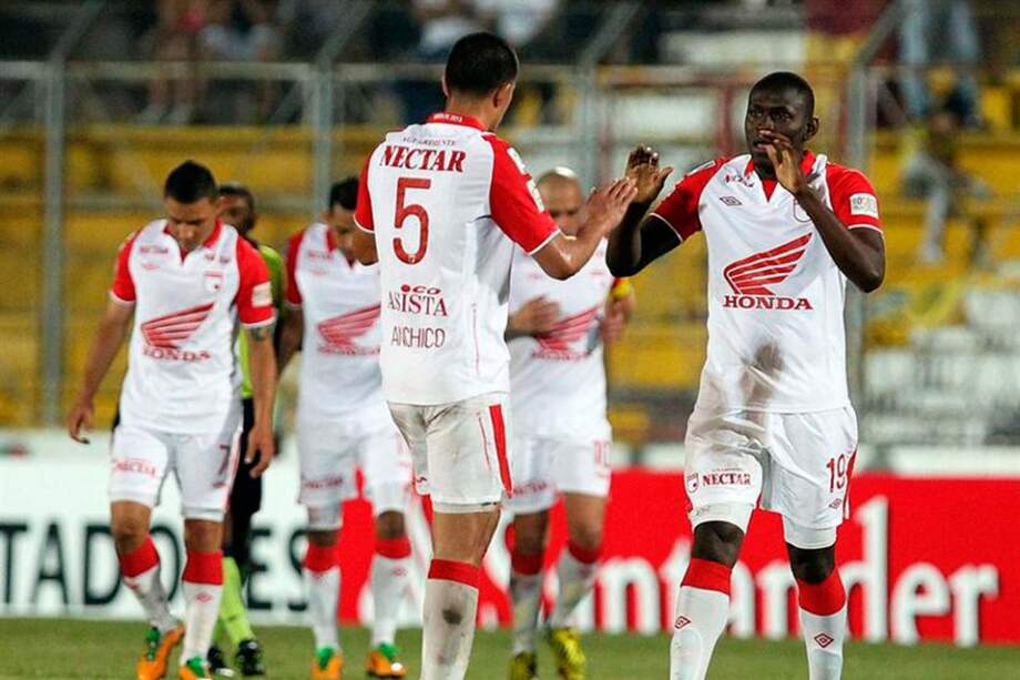 Christian Martínez Borja marcó el doblete con el que Santa Fe derrotó a Tolima por 2-1 en Ibagué.