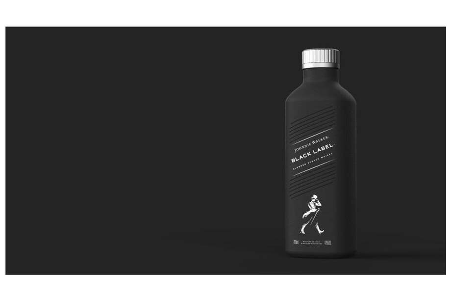La multinacional Diageo anunció que, en 2021, lanzaría una edición especial de Johnnie Walker Black en una botella de papel-cartón, hecha con pulpa de madera.