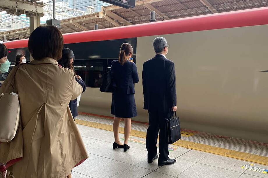 El promedio actual de estatura de los japoneses ronda los 171 cm para los hombres y 158 para las mujeres.