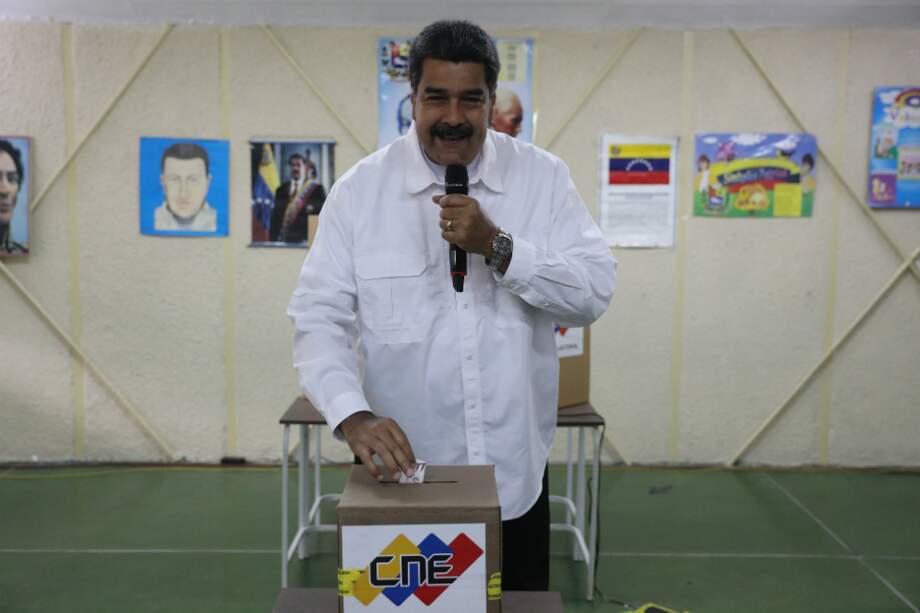 El presidente de Venezuela, Nicolás Maduro, participó el domingo en un simulacro electoral organizado por el Consejo Nacional Electoral (CNE). / EFE