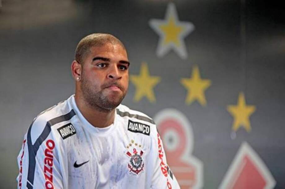 Fiscalía denunció al brasileño Adriano por tráfico de drogas