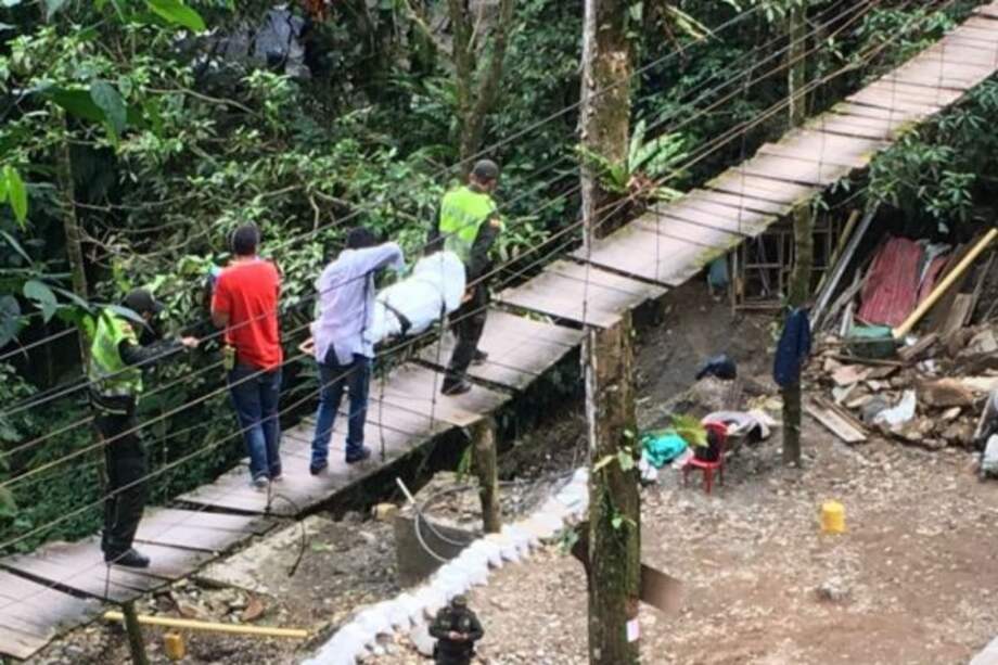 Imputan cargos por muerte de nueve personas tras desplome de puente colgante en Villavicencio