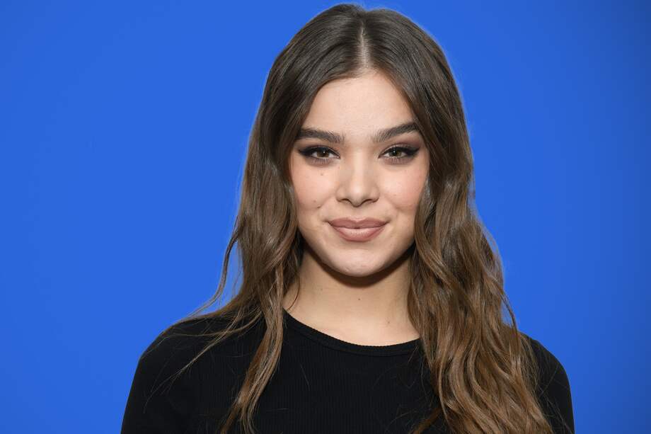 La actriz Hailee Steinfeld.