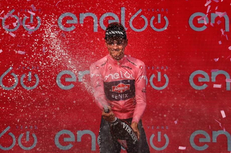 Mathieu van der Poel, líder de la general.