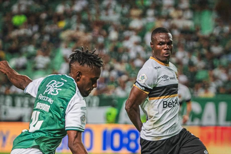 Deportivo Cali e Internacional de Bogotá, en su partido por la Liga BetPlay.