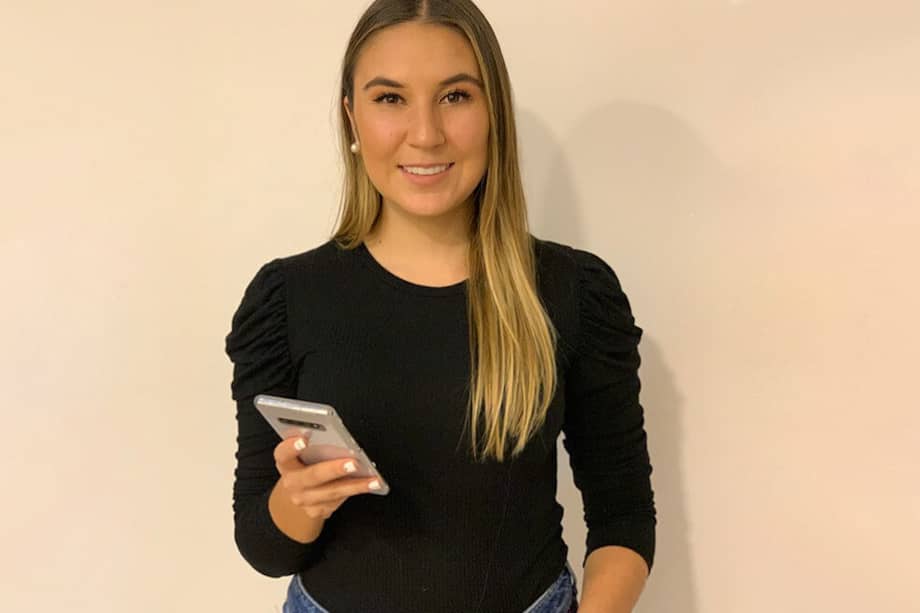 Mariale Rocha, habla de algunas series recomendadas para ver esta cuarentena. / Cortesía Movistar