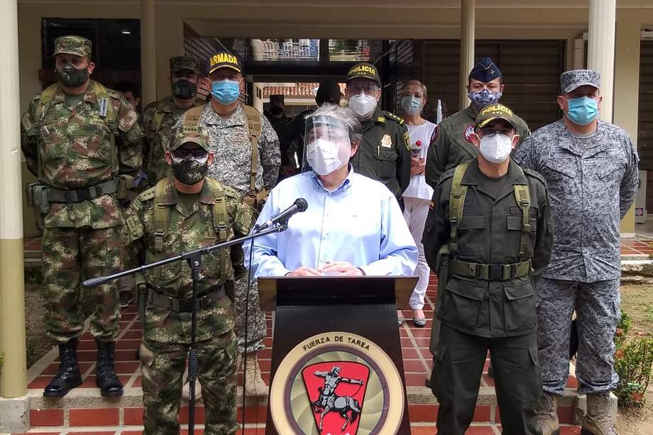 Se trata de una unidad especial “con características de élite, integrada por nuestros mejores hombres en las distintas fuerzas para efecto de identificar, ubicar y judicializar a quienes hayan participado en estos homicidios colectivos”.