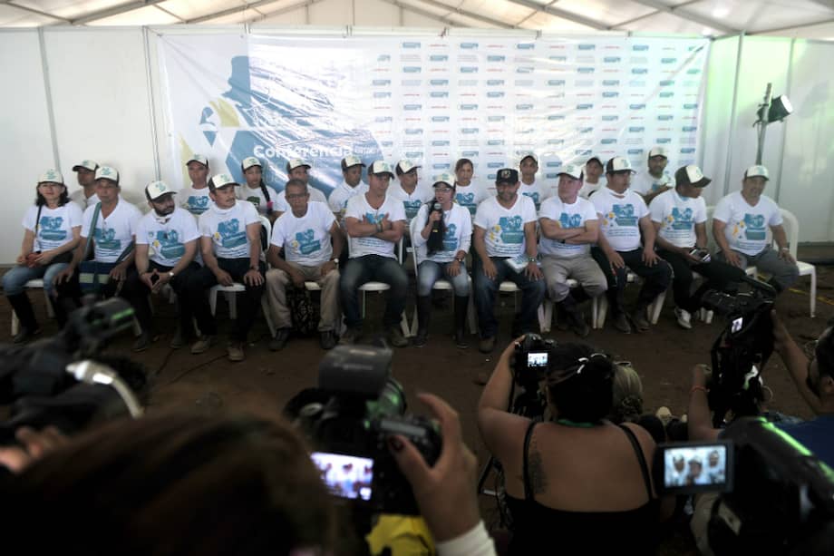Más de 20 guerrilleros de las Farc salieron de las cárceles del país en septiembre pasado, con el fin de participar en la décima conferencia de esta guerrilla en los Llanos del Yarí. / /Óscar Pérez.