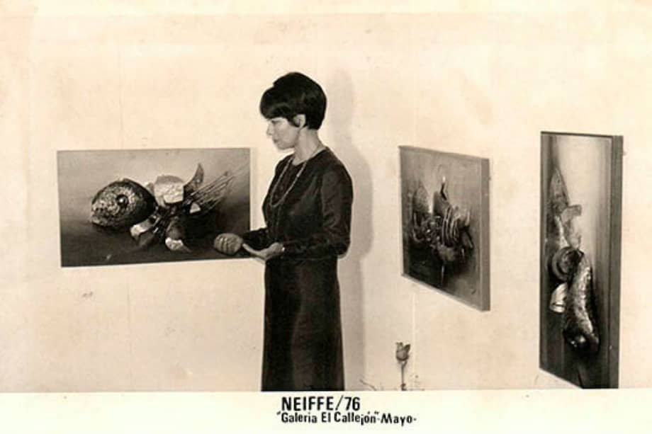 Neyffe del Valle estudió en la Escuela de Artes de la Universidad Nacional y en la Universidad Javeriana.