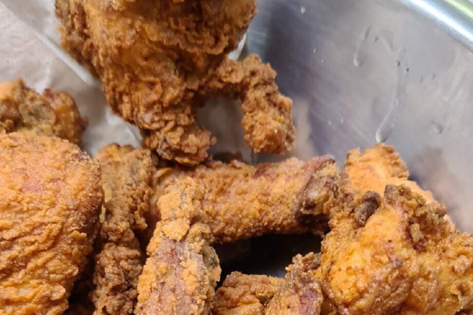 El pollo frito es un clásico de la cocina del sur de Estados Unidos. / Cortesía Harry Sasson