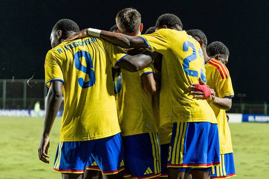 Los jugadores de la selección de Colombia en el Sudamericano Sub-17 de Paraguay.