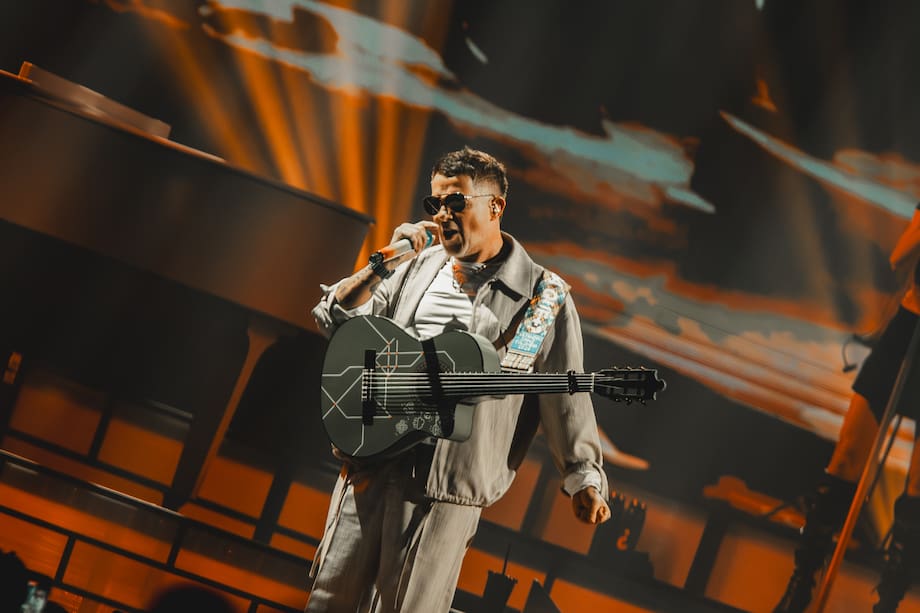 Por más de dos horas Alejandro Sanz hizo un recorrido musical de su carrera que incluyó los temas clásicos y los nuevos