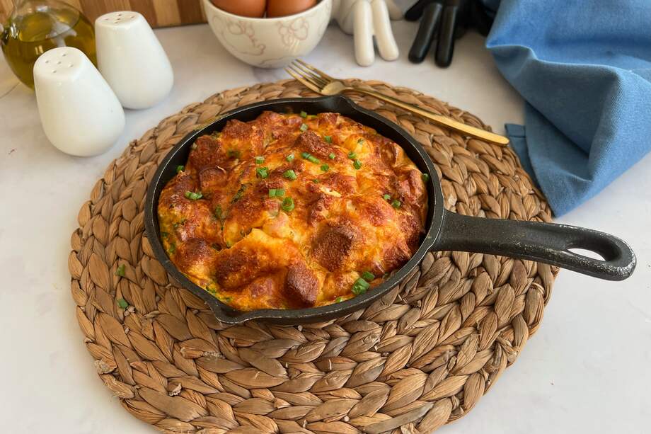 Estas tostadas francesas saladas también las puedes hacer con pepperoni.
