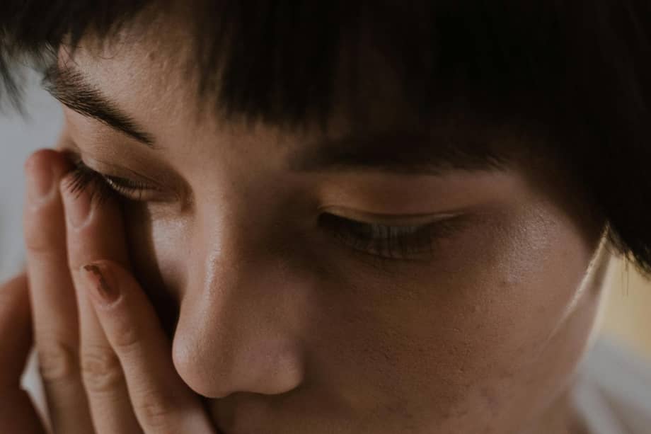 Ikemeso es un servicio japonés que mezcla videos tristes, llanto compartido y acompañamiento emocional.