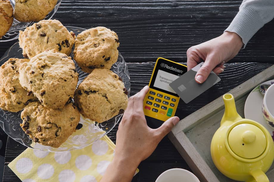 Con base en los datos de su ecosistema transaccional, la actividad comercial ha registrado un incremento en la modalidad de consumo fragmentado. Las mipymes en Colombia han crecido un 20 % en su facturación.