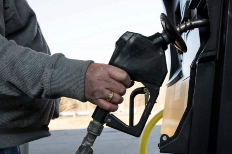 Justicia alemana permite a ciudades prohibir carros diésel más contaminantes