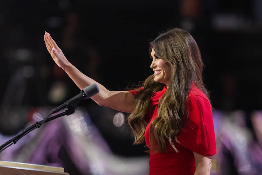 Kimberly Guilfoyle, exprometida de Donald Trump Jr., es la embajadora de Estados Unidos en Grecia.