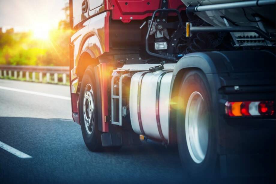 Tener la presión de inflado en los niveles adecuados contribuye a optimizar el consumo de combustible. /iStock