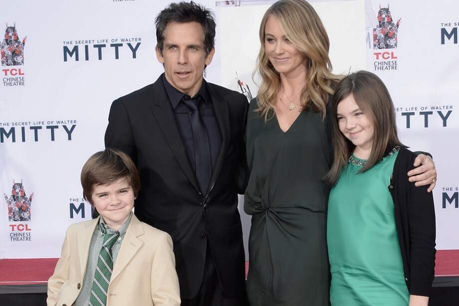 Ben Stiller con su esposa Christine Taylor y sus hijos Quinlin y Ella.