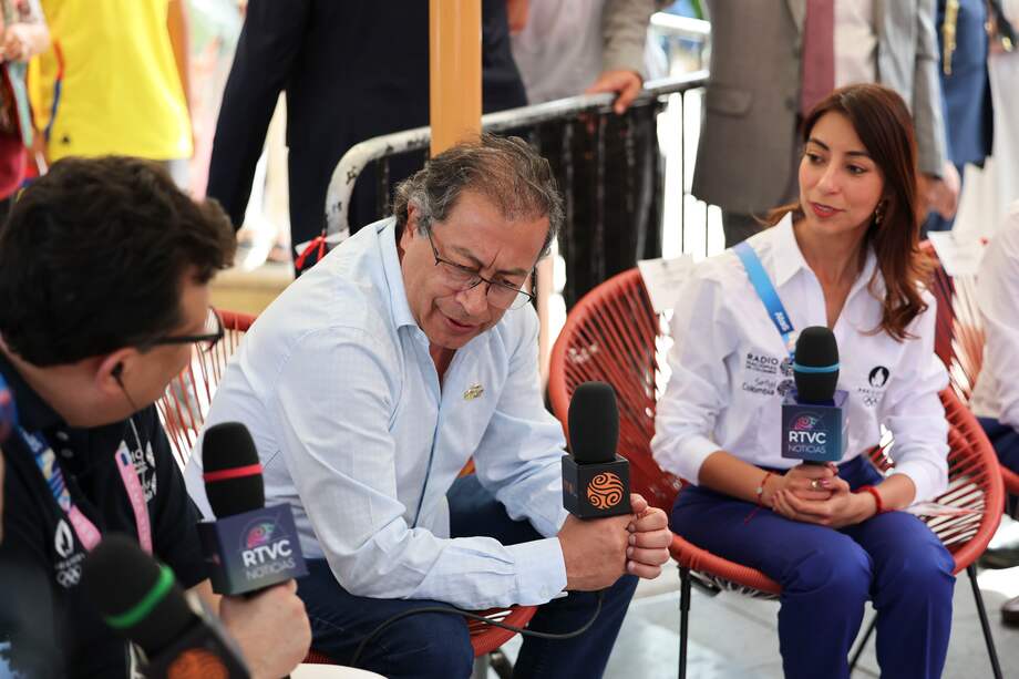 Una directiva de la Presidencia de la República ordenó que se destinara un presupuesto de las entidades para la pauta en medios alternativos y comunitarios.