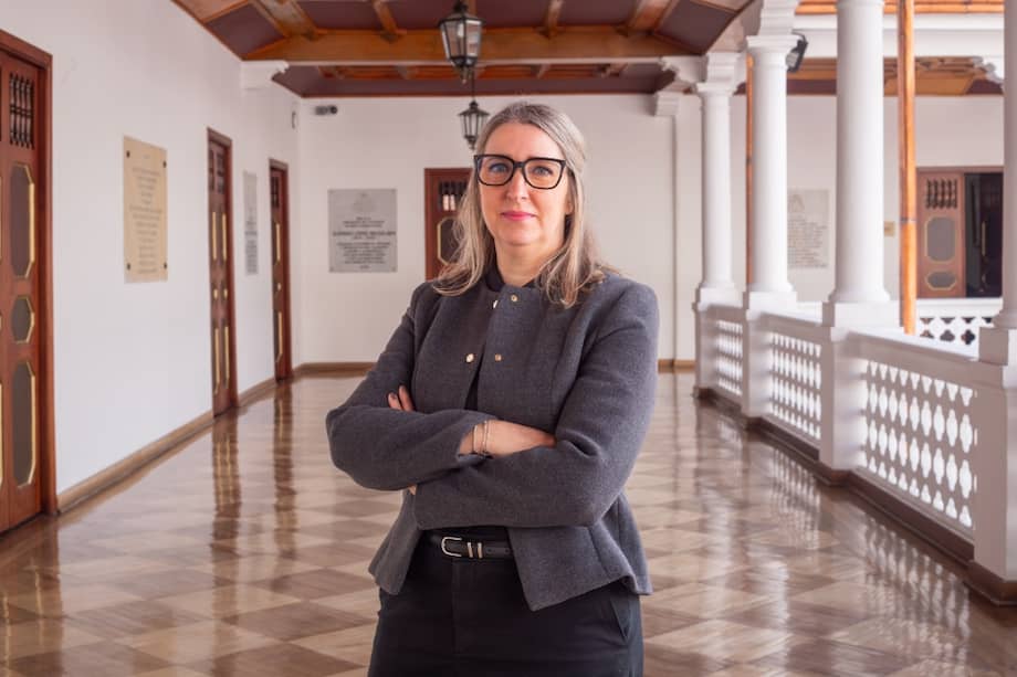 Stéphanie Lavaux es politóloga y doctora en Ciencia Política e Innovación Educativa.