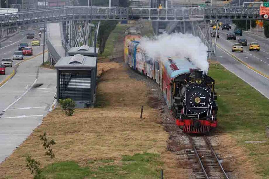 Por los daños causados con la ocupación del Corredor Férreo del Sur, el Consejo de Estado declaró responsable al IDU. / Archivo - El Espectador