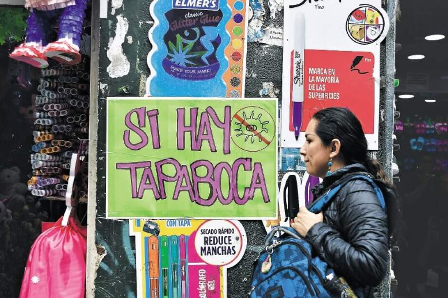 Comerciantes que viven del día a día hacen parte del grupo de los más afectados. / Óscar Pérez - El Espectador.