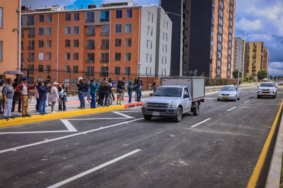 Avenida Laureano Gómez (carrera 9) entre calles 170 y 193, entregada en
junio 2026.