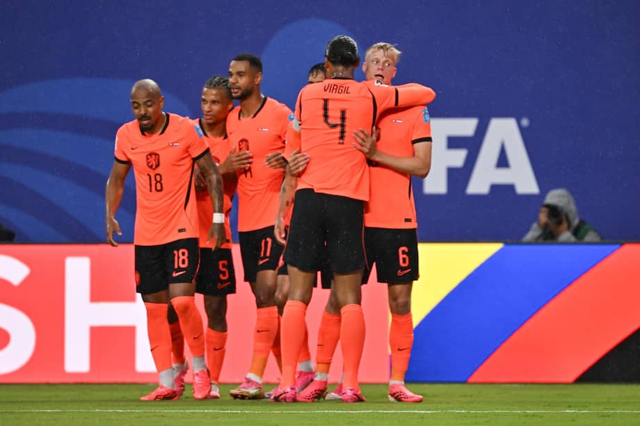 Países Bajos pone en juego su histórico invicto mundialista frente a una Marruecos que busca seguir confirmándose como una de las grandes revelaciones del fútbol internacional.