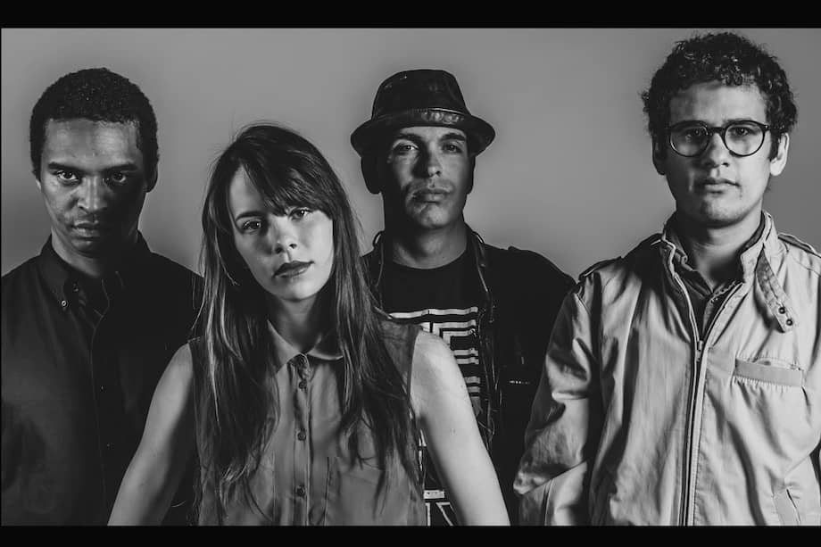 Deantoni Parks, Teri Gender, Nicci Kasper y Omar Rodríguez-López, integrantes de Bosnian Rainbows. / Cortesía