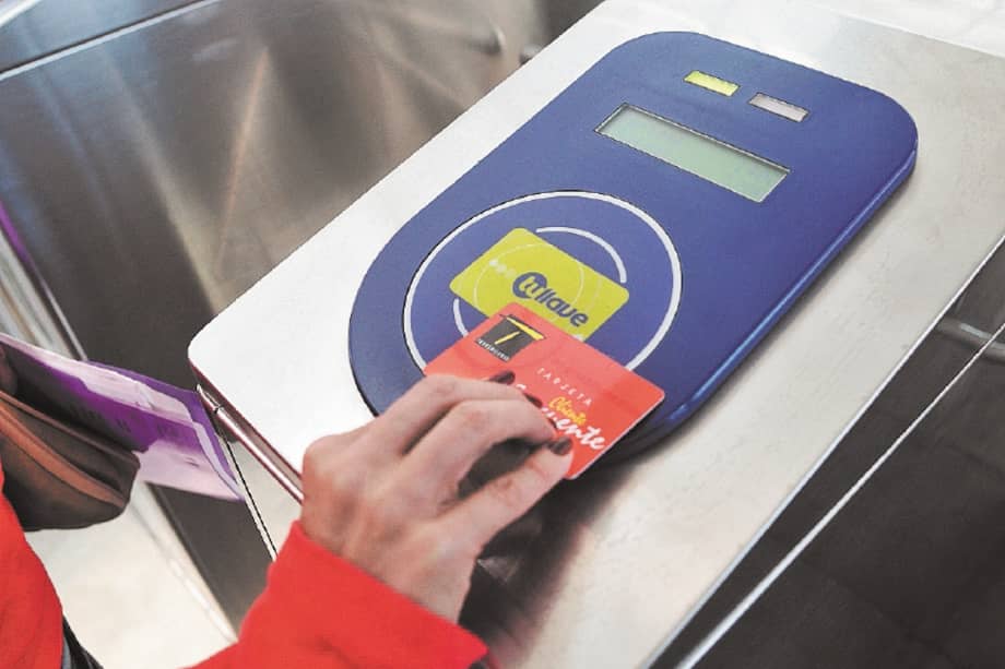 Antigua tarjeta cliente fiel de Transmilenio en las taquillas "TuLlave", en 2014.