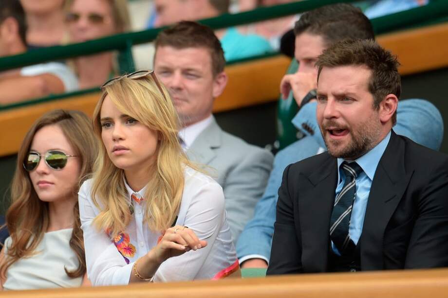 Suki Waterhouse y Bradley Cooper.