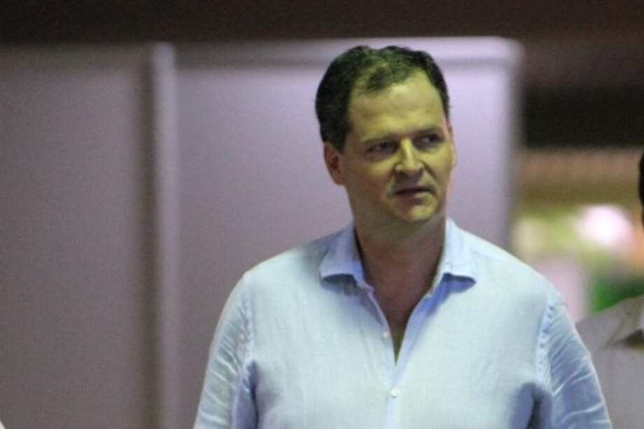 Pastrana se queda con las ganas de ver a Timochenko