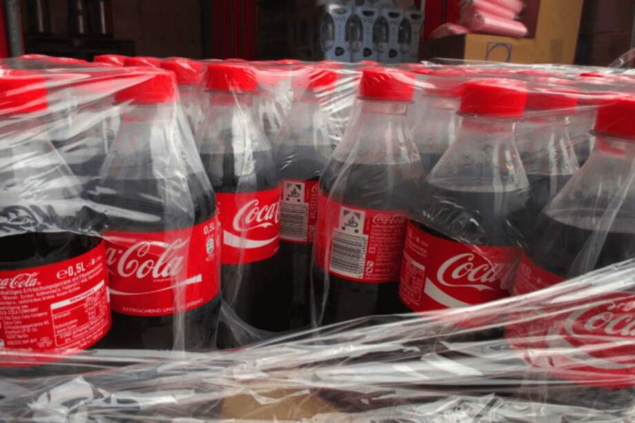 La fundación lleva varios años pidiéndole a las grandes empresas que revelen cuánto plástico producen al año. La iniciativa para divulgar la información hace parte de un proyecto global sobre compromisos contra el uso de plástico. / PxPhere