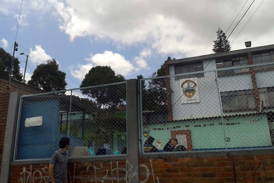 Colegio Atenas, donde 17 estudiantes se intoxicaron el viernes. / El Espectador