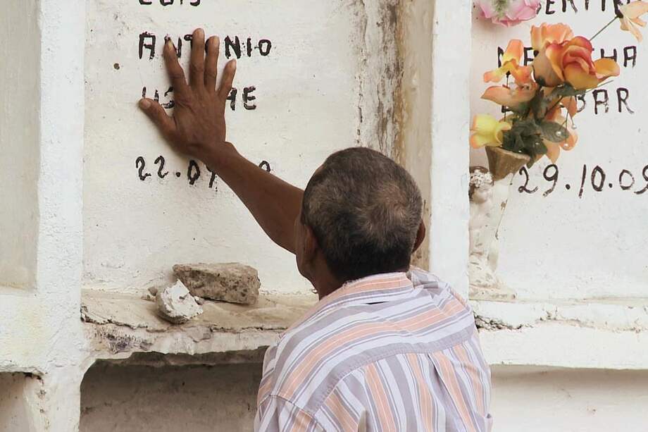 Fotograma del documental ‘Réquiem N.N.’. / Fotos: Cortesía Ambulante Colombia