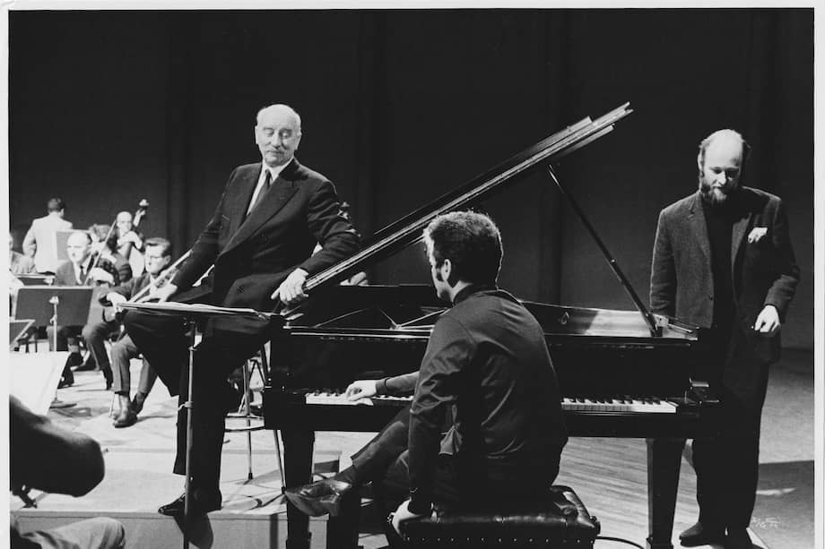 "Barenboim sobre Beethoven", conformado por 13 episodios que son presentados en Latinoamérica a través del canal de YouTube de Film&Arts.