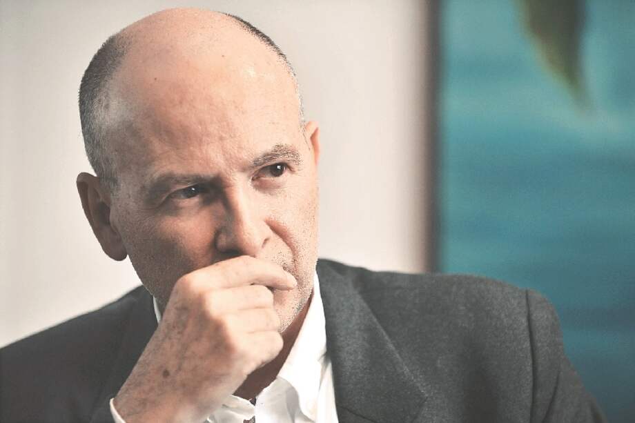 Carlos Vicente de Roux fue escogido como candidato único a la Alcaldía de Bogotá por la Alianza Verde. /Cristian Garavito