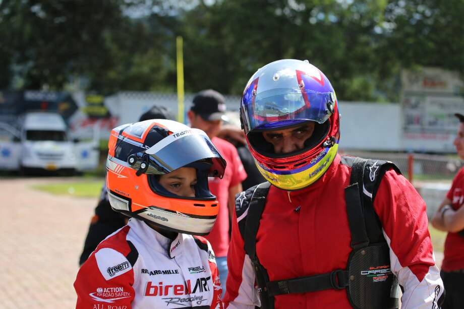 Juan Pablo Montoya y su hijo Sebastián en la cuarta válida del x30 Challenge, celebrada el pasado domingo. / Yesid Pamplona