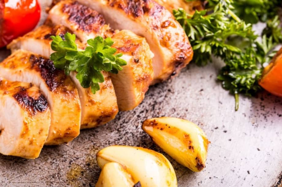 El Pollo, un alimento completo que contiene ocho aminoácidos esenciales