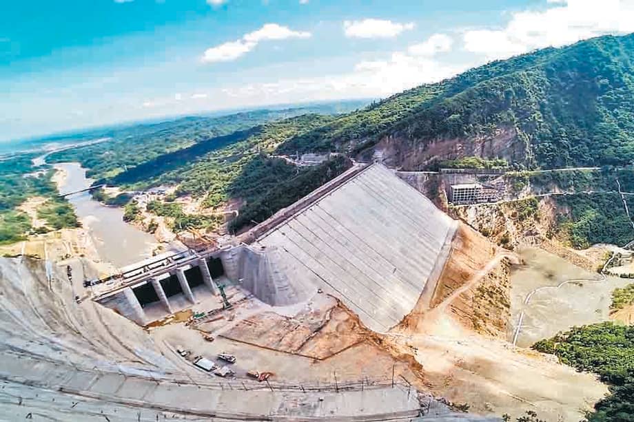 La capacidad del embalse es de 4.800 millones de metros cúbicos, en un espejo de agua que cubre cerca de 7.000 hectáreas. / Archivo - El Espectador
