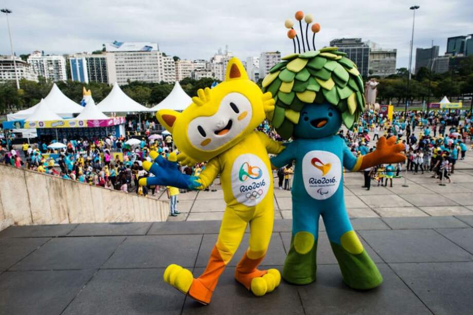 Vinicius y Tom, las mascotas de los Juegos Olímpicos y Paralímpicos. Foto: AFP